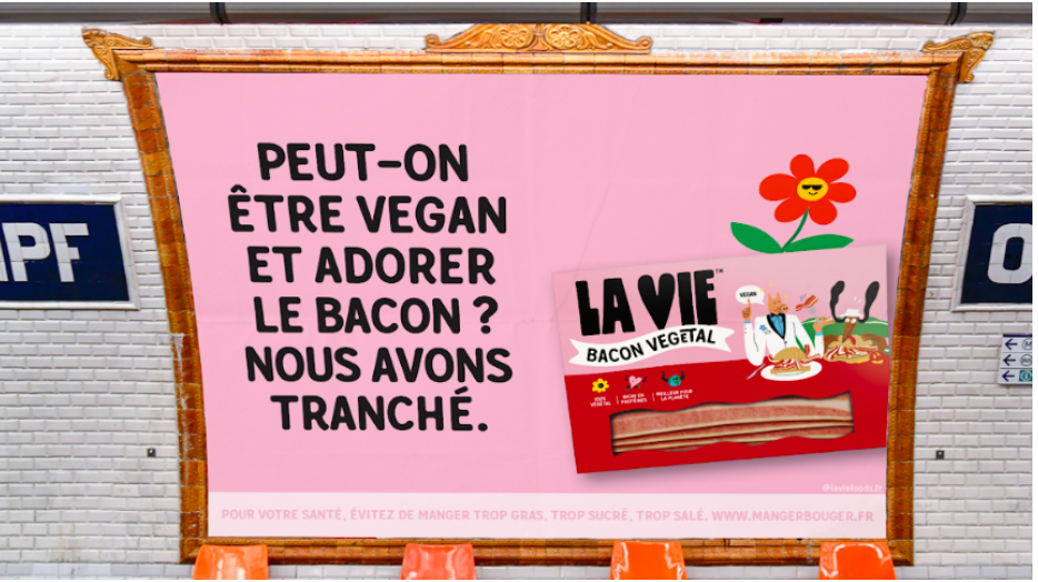 Le bacon végétal La Vie™ s’affiche aux 4 coins du pays et débarque dans les rayons de Monoprix, Franprix, Cora et Leclerc !